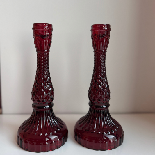Duo de Bougeoirs en Verre Rouge